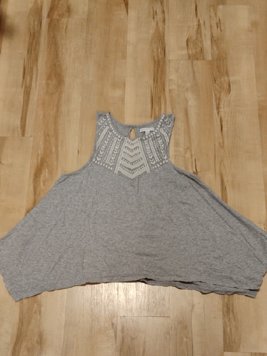 American Eagle Outfitters Tops - American Eagle Gray Crochet Yoke Top Handkerchief Hem Boho Size Large